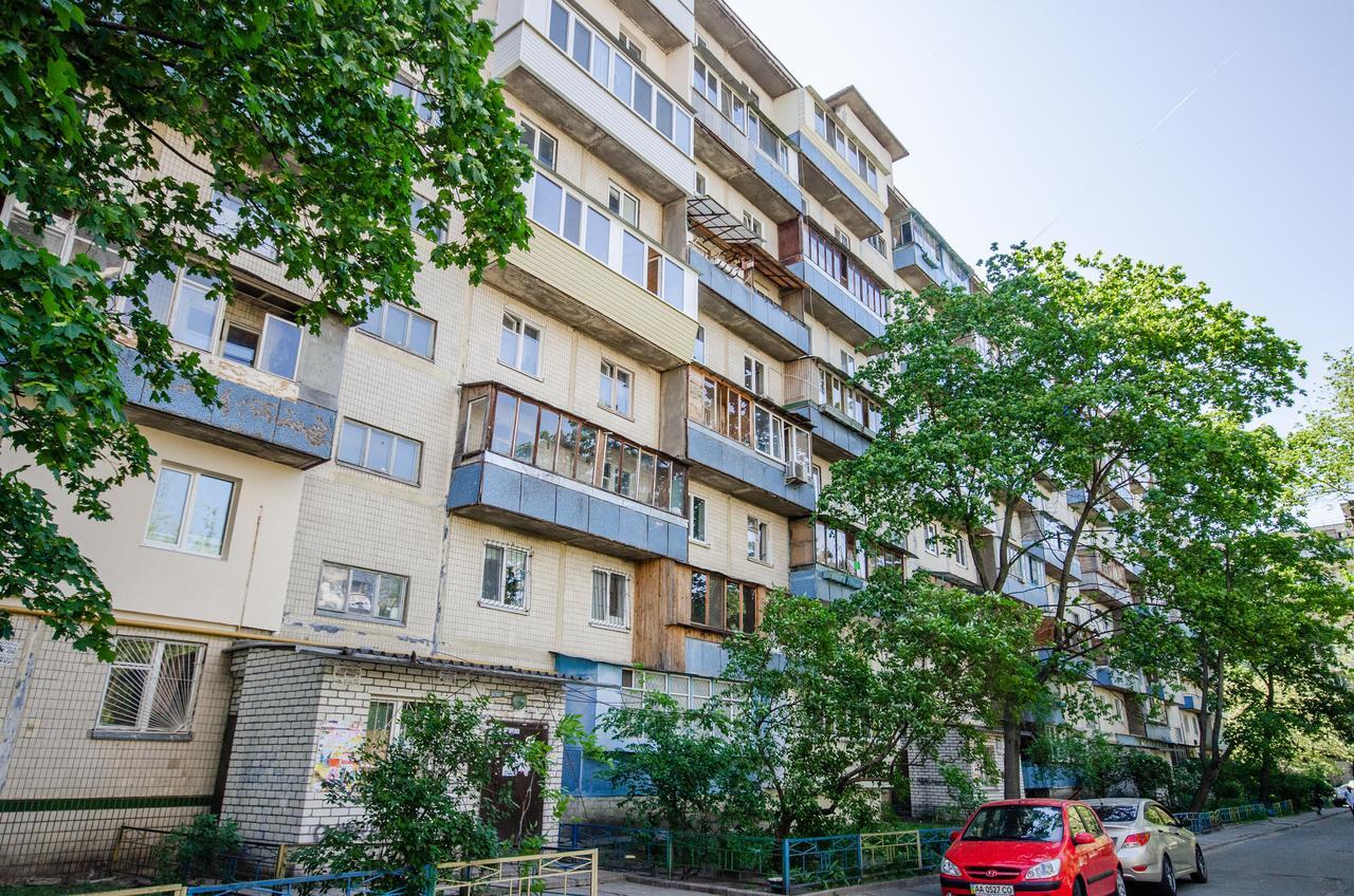 Artal Apartment On Obolonskyi Avenue 16A Kiev Exterior foto